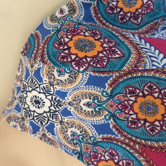 Chico's Medallion Cluster-Print Dress 8/10 - Picture 9 of 16